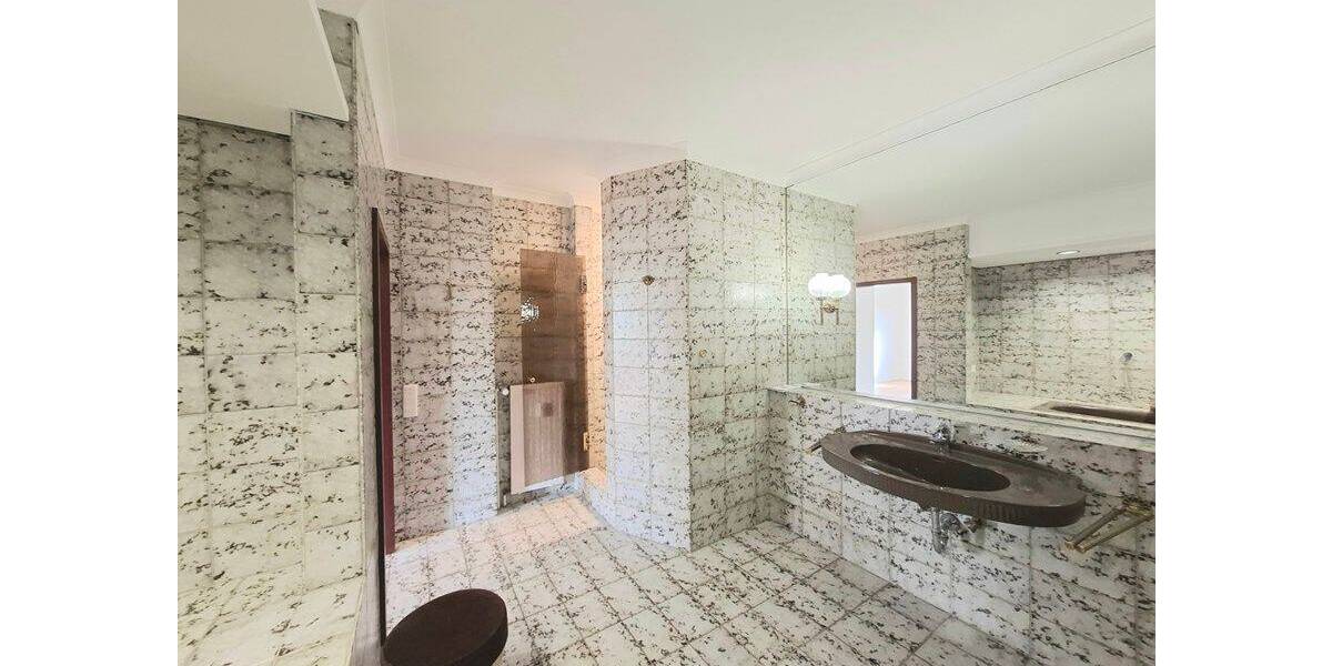 En-Suite-Bad Bild 2